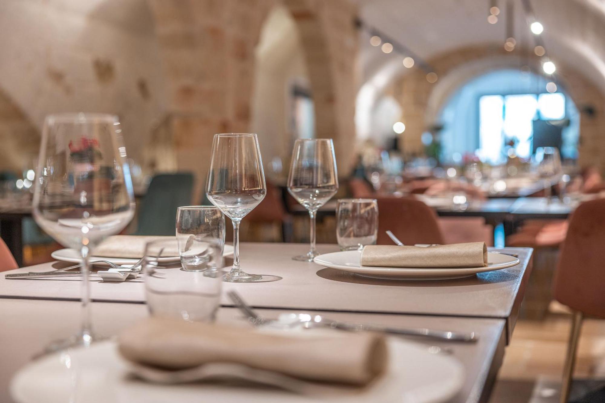 Palazzo Indelli Hotel Monopoli Buitenkant foto
