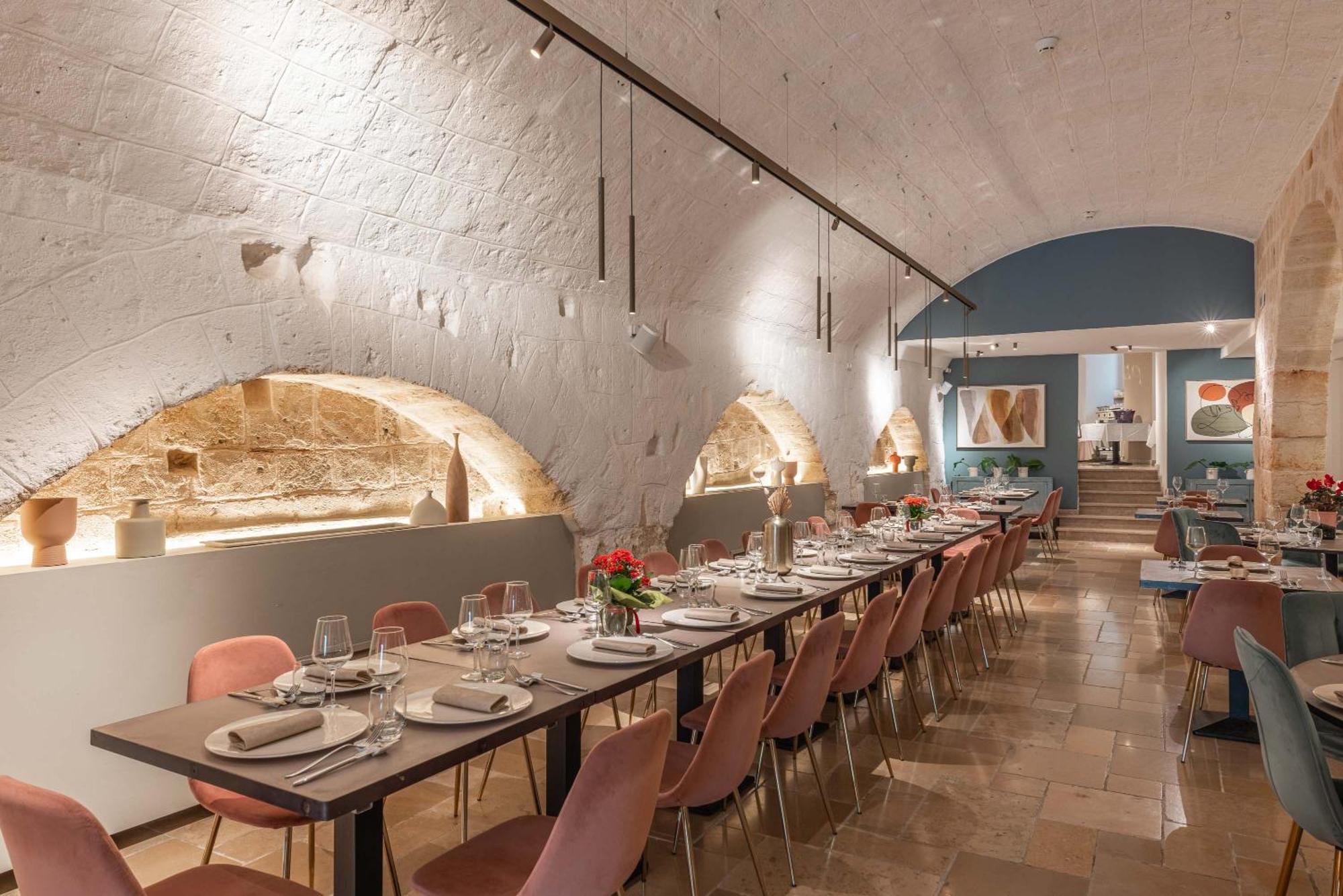 Palazzo Indelli Hotel Monopoli Buitenkant foto
