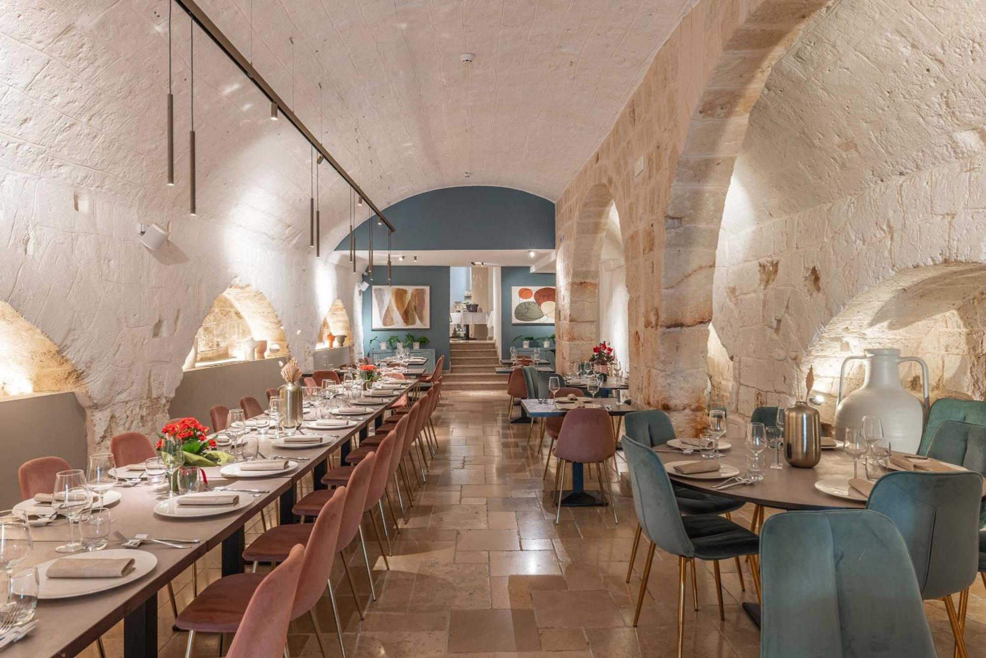 Palazzo Indelli Hotel Monopoli Buitenkant foto