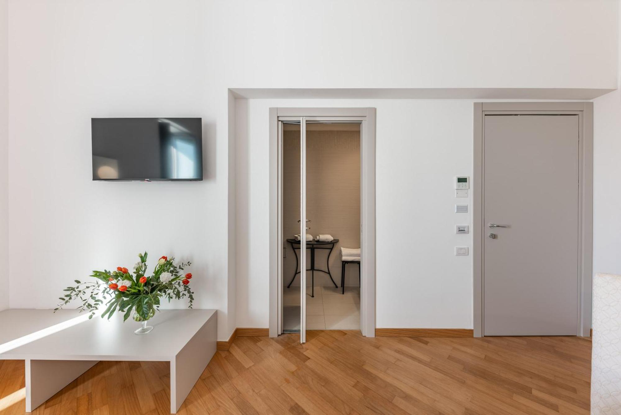 Palazzo Indelli Hotel Monopoli Buitenkant foto